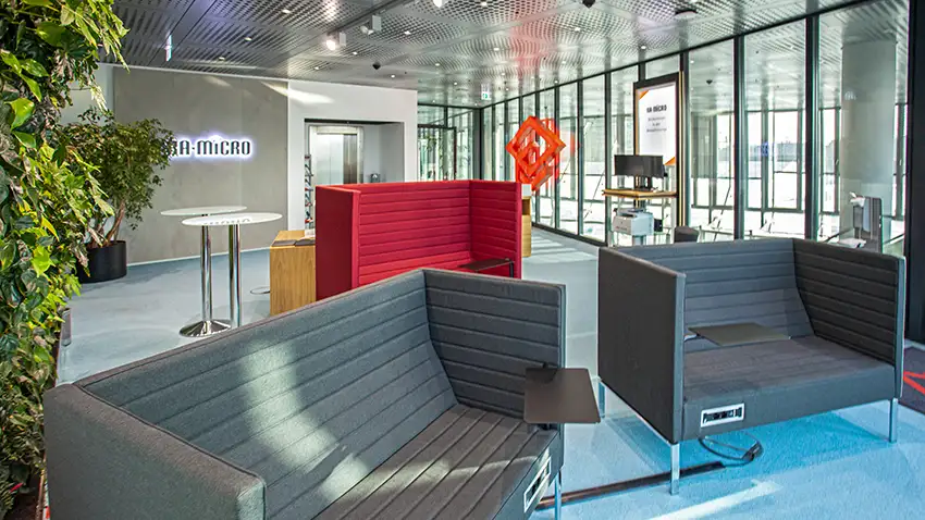 Sitzmöglichkeiten in der RA-MICRO Anwaltslounge