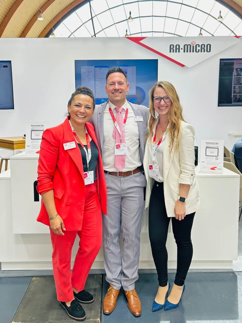 Das RA-MICRO-Team auf dem DAT 2024